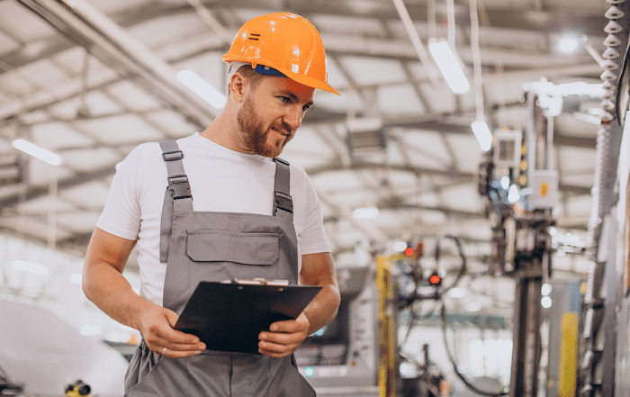 trabajador en una industria